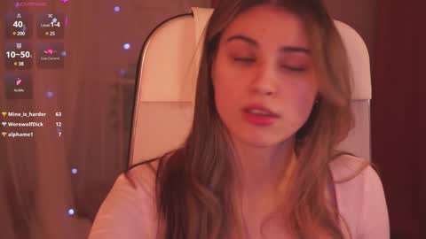 Snapshot of elliecutes chatting on 02.03.25 elliecutes online show from 02.03.25