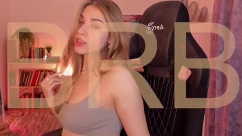 Snapshot of elliecutes chatting on 09.13.25 elliecutes online show from 09.13.25