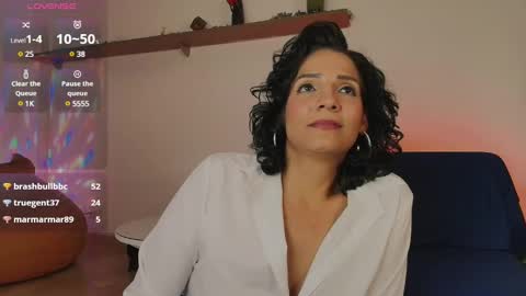 elliee1 online show from 02.05.25