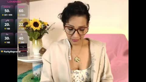 elliee1 online show from 02.18.25