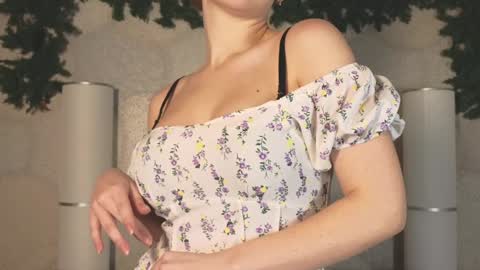 just Emily  online show from 01.08.25