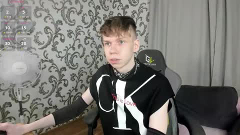 elliot_mars_ online show from 10.02.25