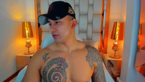 E L L I O T    V E L E Z online show from 12.08.24