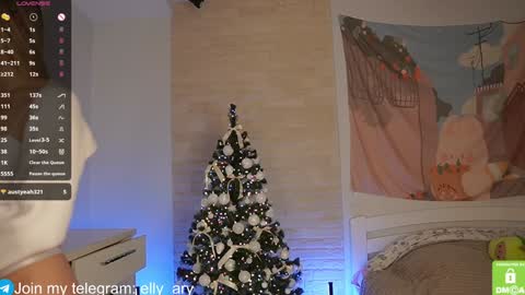 elly_ary online show from 01.08.25