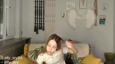 elly_ary online show from 01.14.26