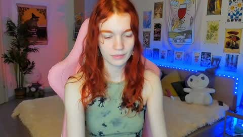 Elly     Fansly  online show from 01.17.25