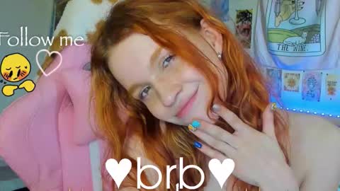 Elly     Fansly  online show from 10.21.25