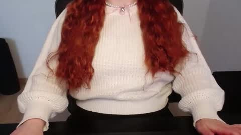 Elly online show from 04.14.26