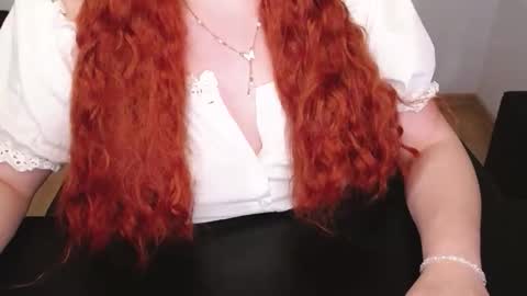 Elly online show from 04.19.26