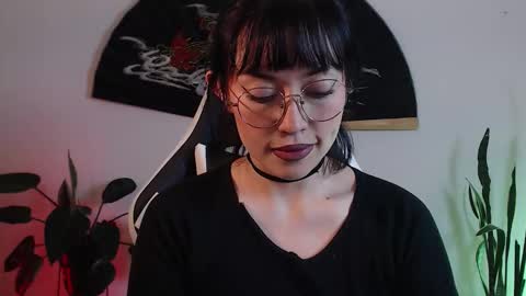 Snapshot of elly_uwuw chatting on 01.14.26 Emy Castro online show from 01.14.26