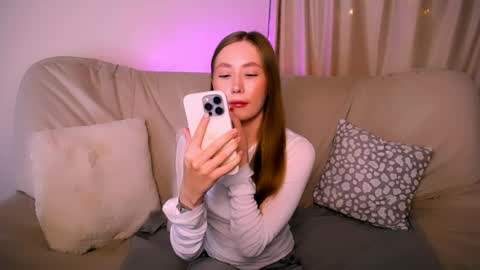  Elly  online show from 04.16.26