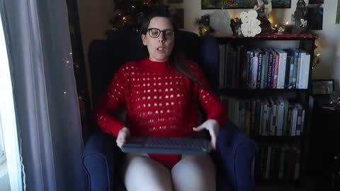 Elly Naomi online show from 12.06.24