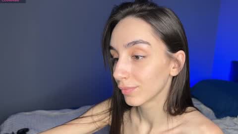 Im online Fri Sun Mon Tue Thu Fri Sat3 from 1000 online show from 02.02.25