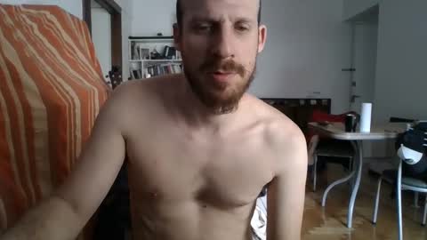 Snapshot of elmatirestrepo chatting on 01.10.25 Mati Restrepo online show from 01.10.25