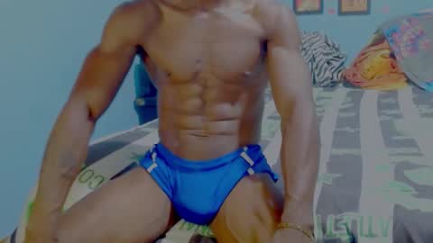 elmiltonnjakee online show from 02.02.26