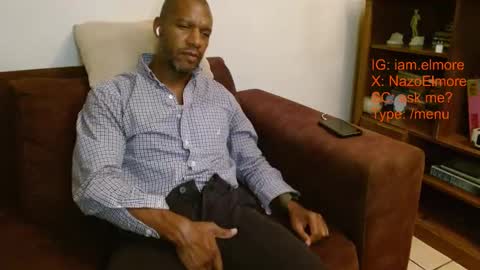 My name is Elmore. Please say hello I like to chat with you. If you have requests or dirty talk please use tip online show from 09.12.25