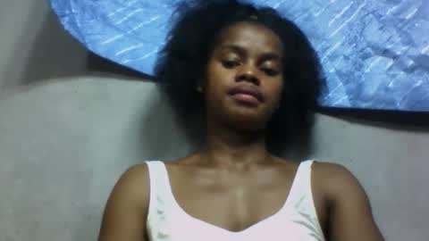 Snapshot of elodie228680 chatting on 05.15.26 elodie228680 online show from 05.15.26