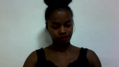 Snapshot of elodie228680 chatting on 06.14.26 elodie228680 online show from 06.14.26