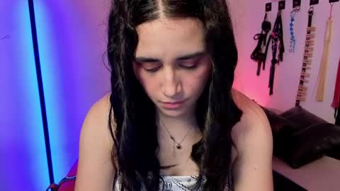 elowen_halley1 online show from 03.29.26