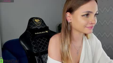 elsa_carterr online show from 11.03.25