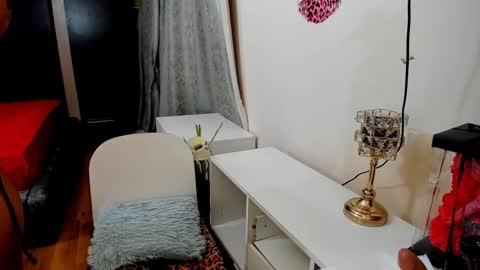 ELSA BBY online show from 01.17.25