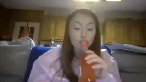 Elsie Rain online show from 02.15.26