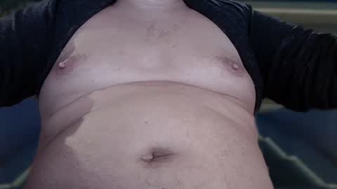 Snapshot of elsobrao chatting on 10.06.25 Johnak online show from 10.06.25