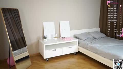 Elizabeth online show from 03.04.25