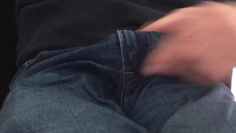 Elvis online show from 12.21.25