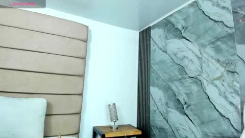 ely brown online show from 04.12.26