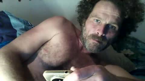 Snapshot of elyjahoye chatting on 10.12.25 elyjahoye online show from 10.12.25