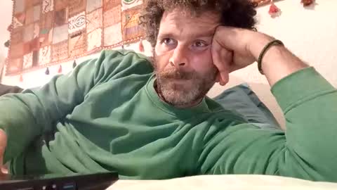 Snapshot of elyjahoye chatting on 11.17.25 elyjahoye online show from 11.17.25