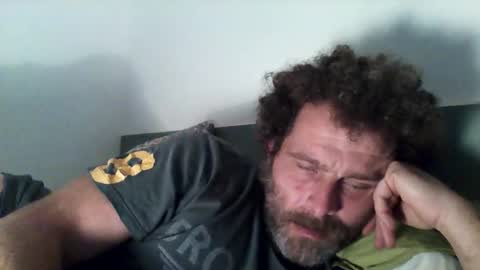 Snapshot of elyjahoye chatting on 11.25.25 elyjahoye online show from 11.25.25