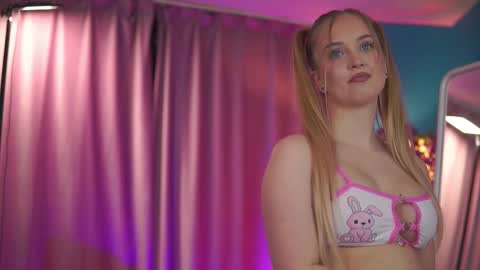 Elyssa online show from 03.02.26