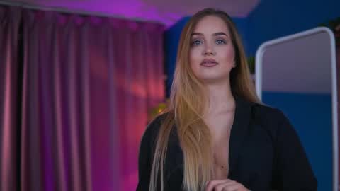 Elyssa online show from 04.19.26