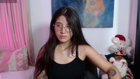 Snapshot of em_aa1 chatting on 01.01.25 A N D R E A online show from 01.01.25