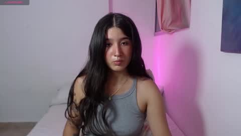 Snapshot of em_aa1 chatting on 01.26.25 A N D R E A online show from 01.26.25