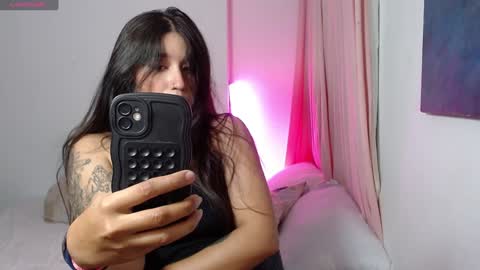 Snapshot of em_aa1 chatting on 02.09.25 A N D R E A online show from 02.09.25