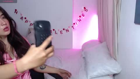 Snapshot of em_aa1 chatting on 02.15.25 A N D R E A online show from 02.15.25