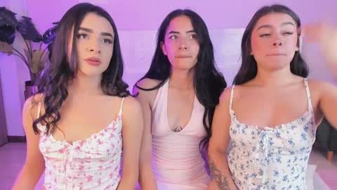 Snapshot of ema_soul chatting on 03.25.26 emma soul online show from 03.25.26