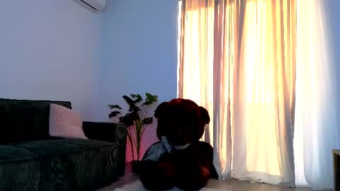 Snapshot of emahallee chatting on 06.17.26 Ema online show from 06.17.26