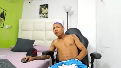 Snapshot of emanuel_23cm_ chatting on 02.27.26 EMANUEL online show from 02.27.26