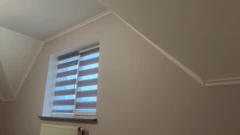 Snapshot of emberfamn chatting on 11.16.25 Alina online show from 11.16.25