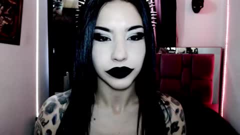 Emerald Black online show from 01.16.25