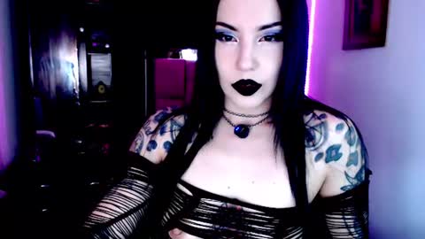 Emerald Black online show from 07.25.26