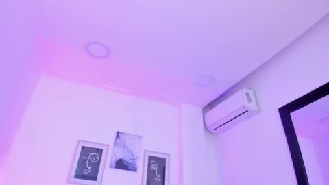 emelie_89 online show from 02.21.25