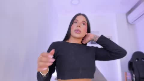 emelie_89 online show from 09.25.25