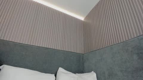 emelie_89 online show from 01.14.26