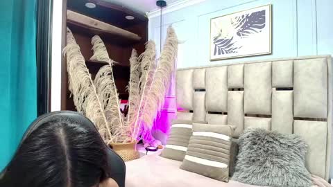 Emily  online show from 01.19.25