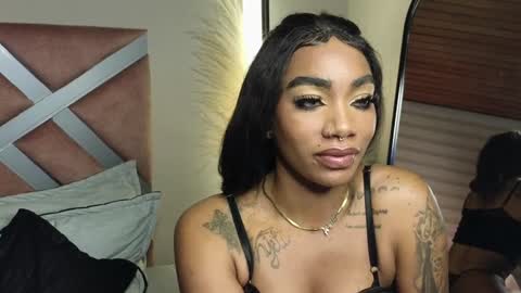 anyelii  online show from 02.07.25